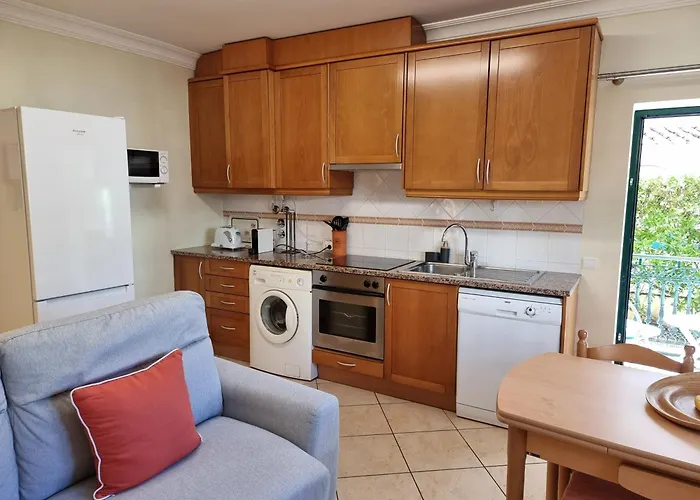 Oasis Апартаменти *